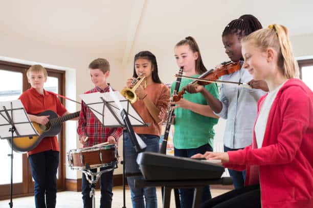 The Power of Group Music Lessons: Why Collaborative Learning Works